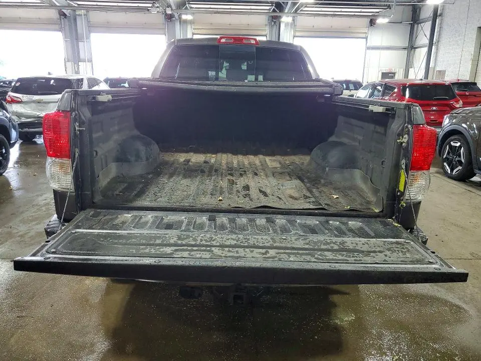 2011 TOYOTA TUNDRA DOUBLE CAB SR5  
