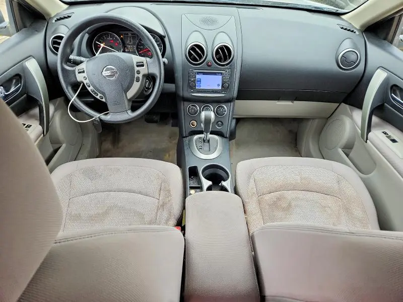 2011 NISSAN ROGUE S  