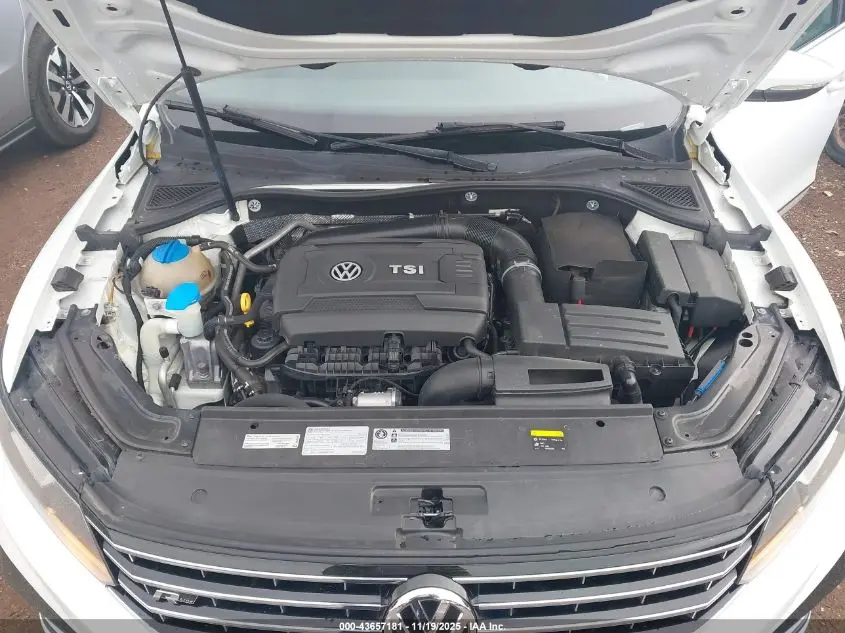 2016 VOLKSWAGEN PASSAT 1.8T R-LINE