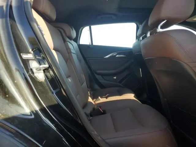 2018 INFINITI QX30 PURE  