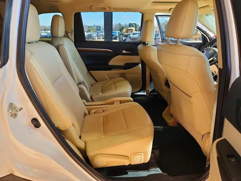 2019 TOYOTA HIGHLANDER LIMITED  