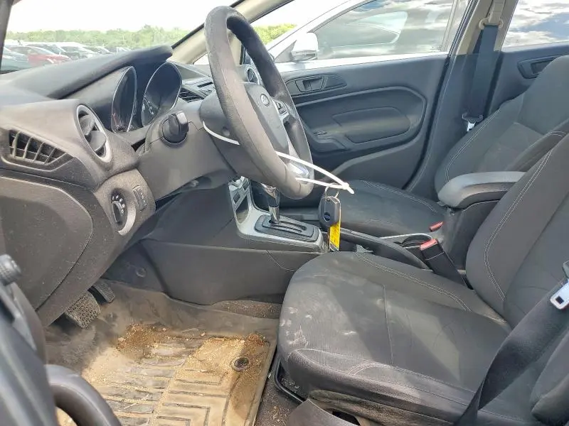 2017 FORD FIESTA SE  