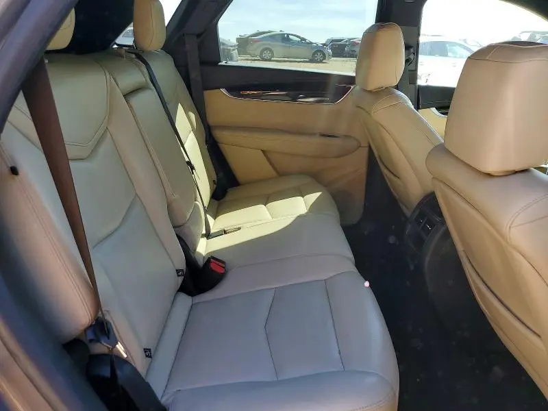 2018 CADILLAC XT5   