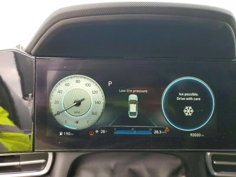 2021 HYUNDAI ELANTRA LIMITED  