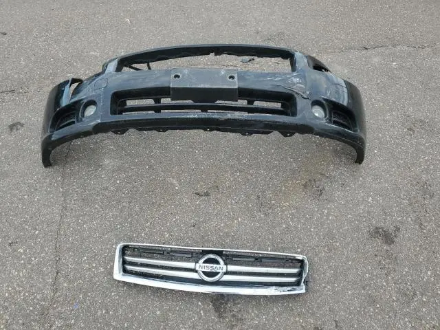 2012 NISSAN MAXIMA S  