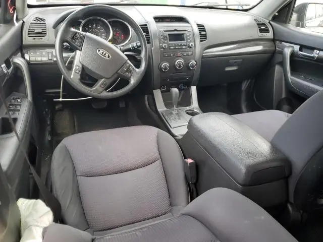 2011 KIA SORENTO BASE  