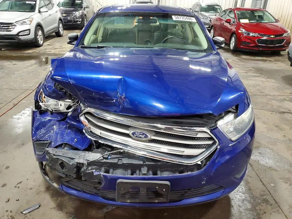 2013 FORD TAURUS SE  