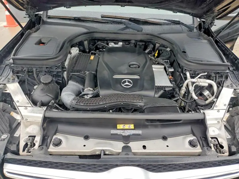 2017 MERCEDES-BENZ GLC 300  