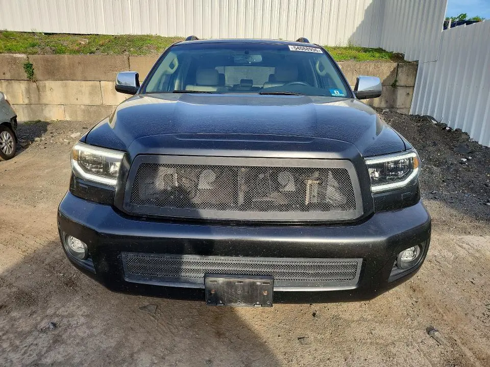 2010 TOYOTA SEQUOIA LIMITED  
