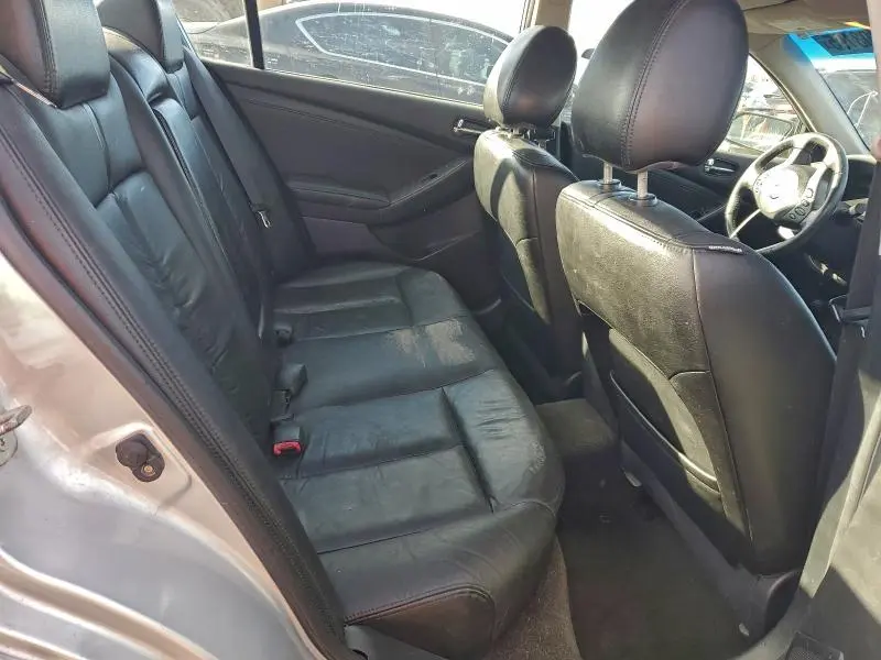 2010 NISSAN ALTIMA BASE  