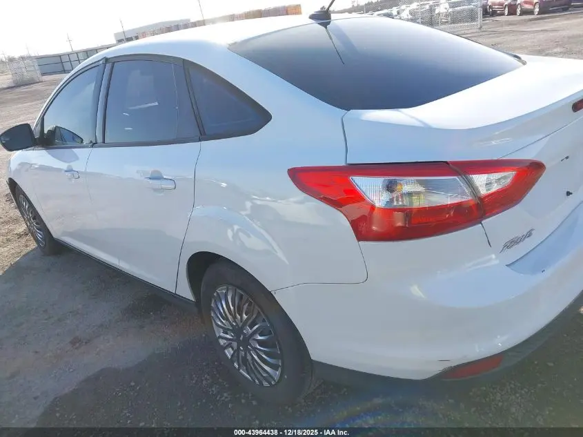 2012 FORD FOCUS SE