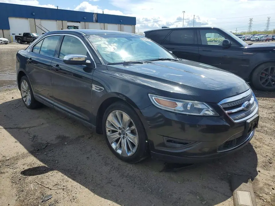 2010 FORD TAURUS LIMITED  