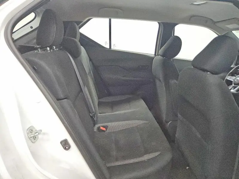 2020 NISSAN KICKS S  