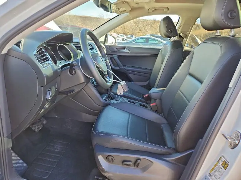 2020 VOLKSWAGEN TIGUAN SE  