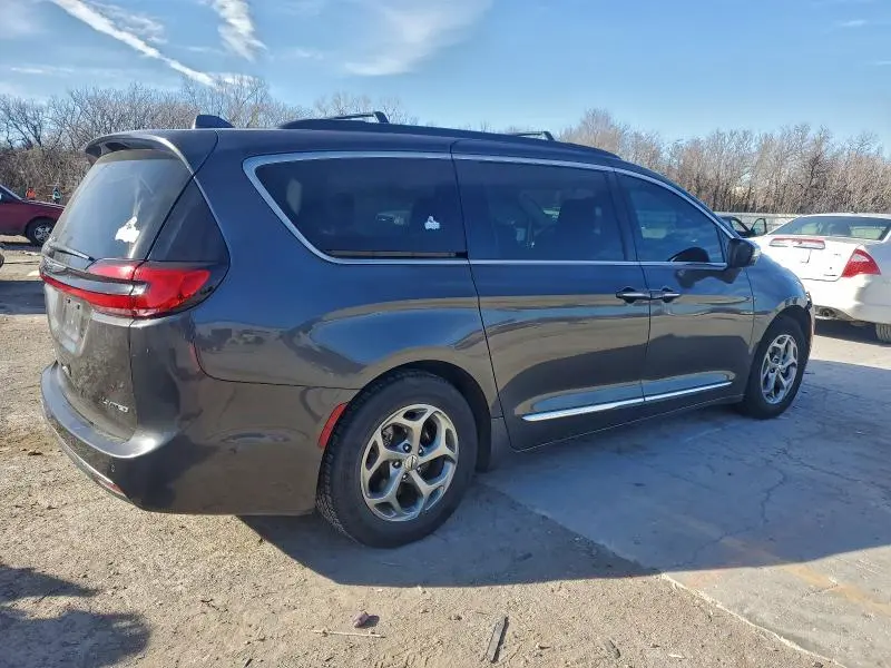 2022 CHRYSLER PACIFICA LIMITED  