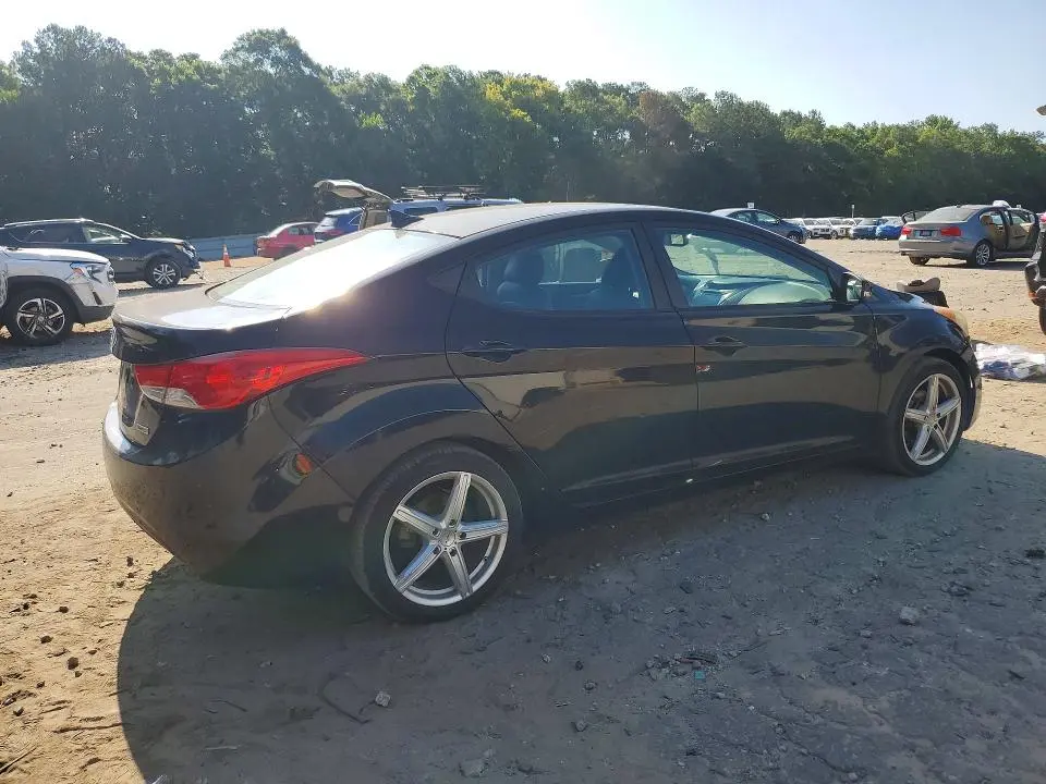 2012 HYUNDAI ELANTRA LIMITED  