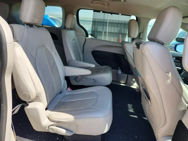 2019 CHRYSLER PACIFICA TOURING L PLUS  