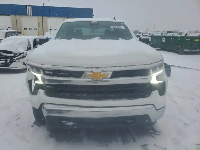2024 CHEVROLET SILVERADO K1500 LT  