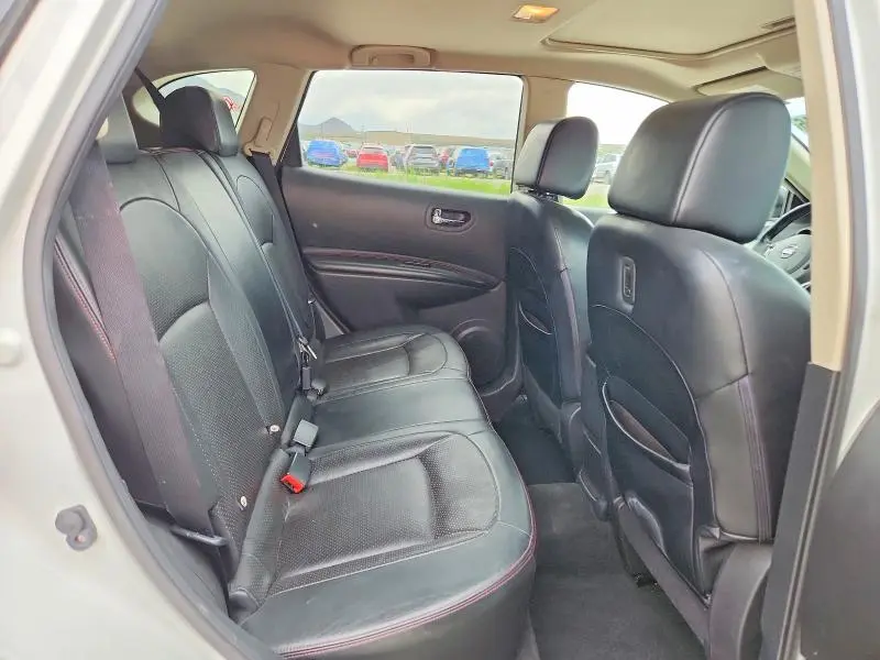 2012 NISSAN ROGUE S  