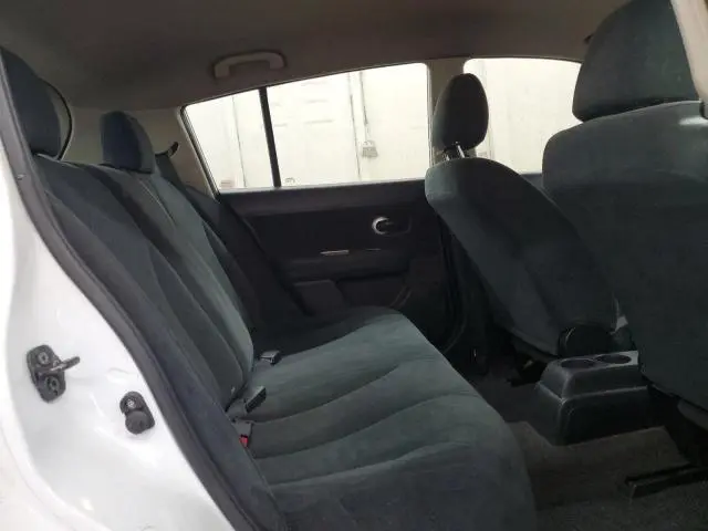 2011 NISSAN VERSA S  