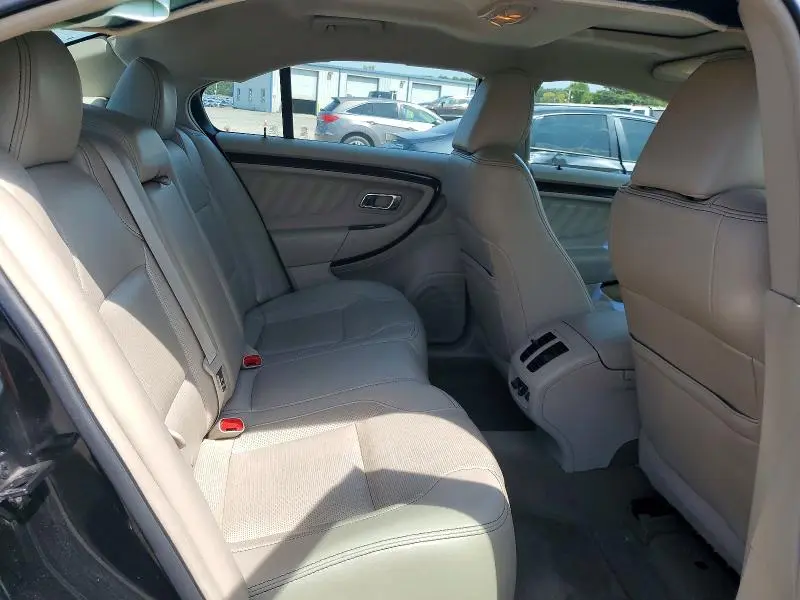 2012 FORD TAURUS LIMITED  