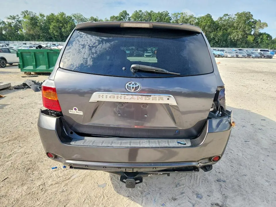 2010 TOYOTA HIGHLANDER LIMITED  