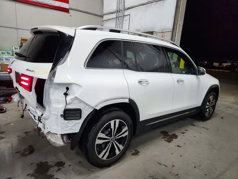 2026 MERCEDES-BENZ GLB 250 4MATIC  