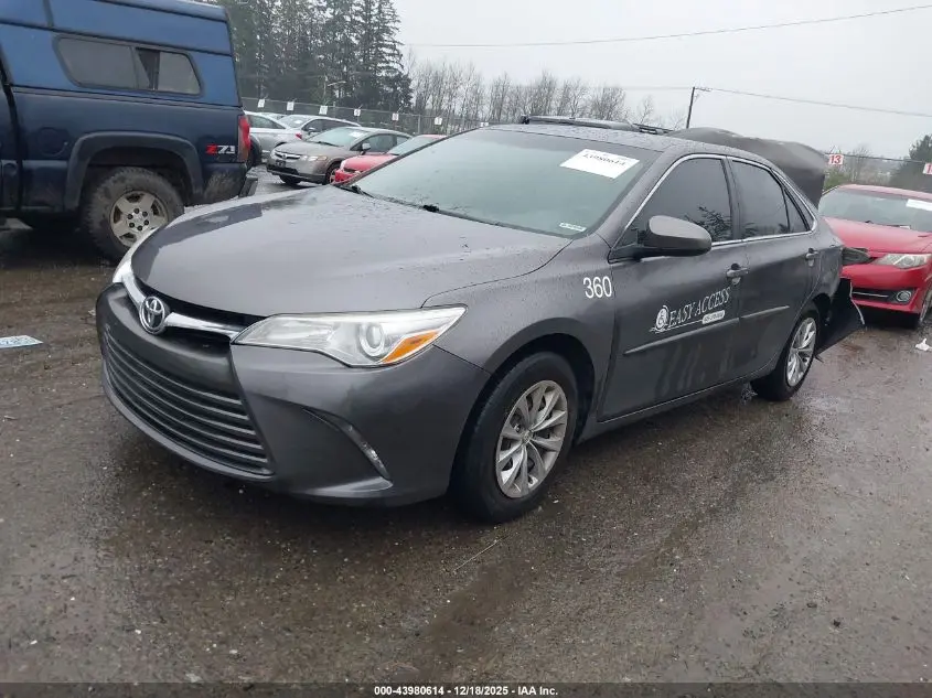 2017 TOYOTA CAMRY LE