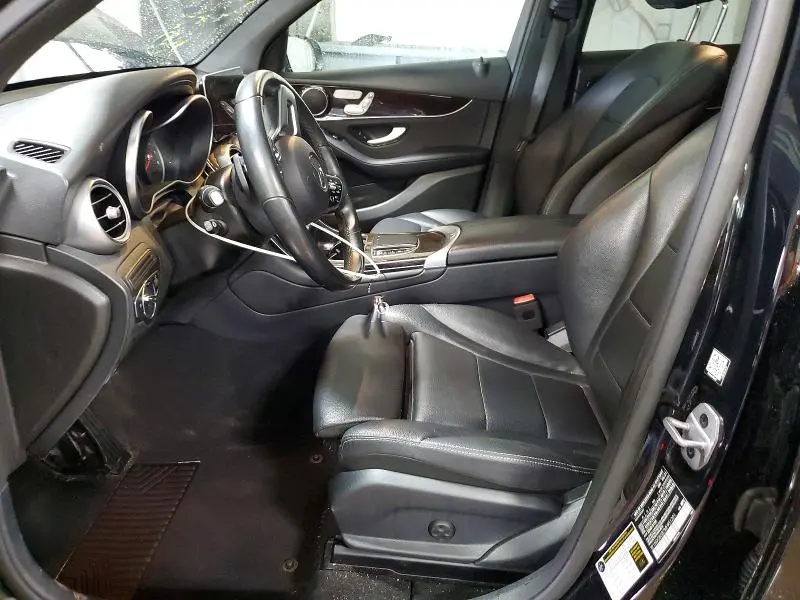 2021 MERCEDES-BENZ GLC 300 4MATIC  