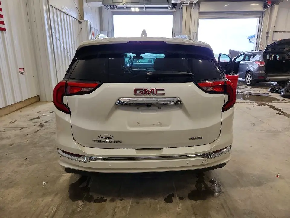 2021 GMC TERRAIN DENALI  