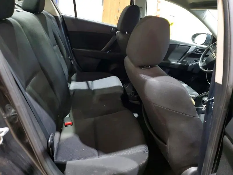 2011 MAZDA 3 I  