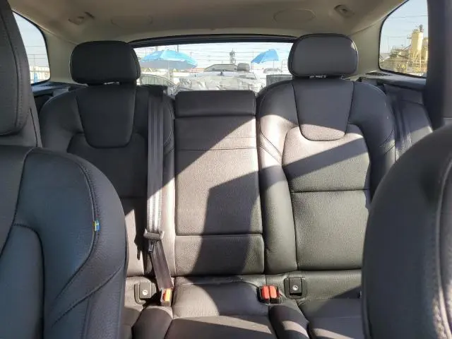 2021 VOLVO XC60 T5 MOMENTUM  