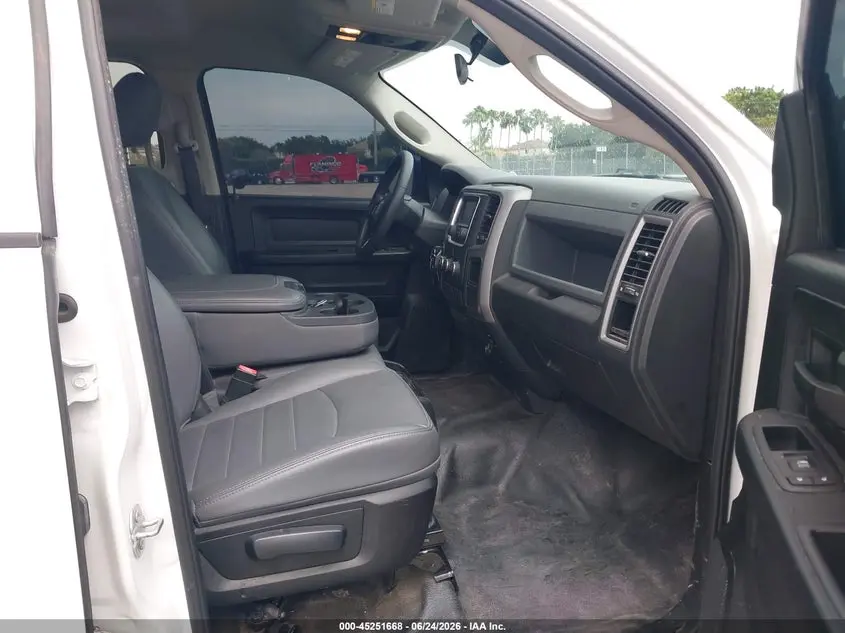 2018 RAM 1500 TRADESMAN  4X4 5'7 BOX