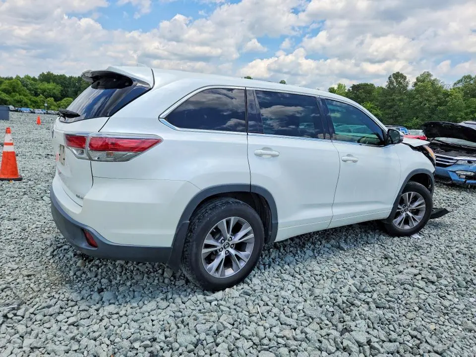 2016 TOYOTA HIGHLANDER LE PLUS  