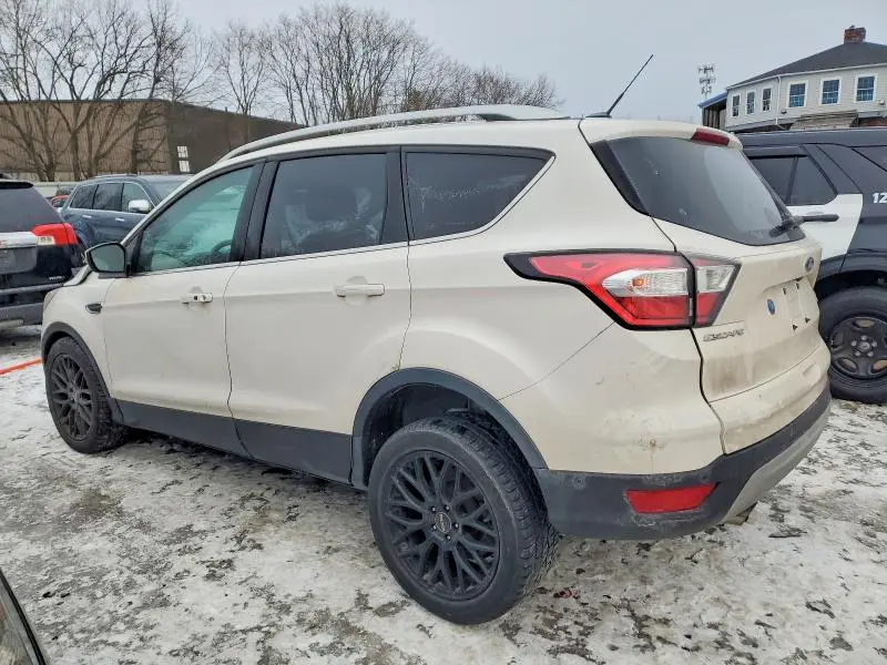2017 FORD ESCAPE TITANIUM  