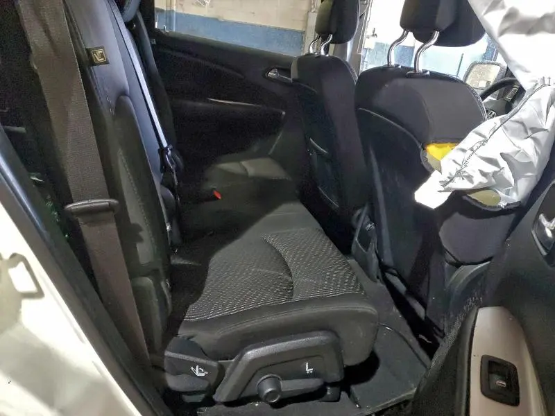 2015 DODGE JOURNEY SXT  