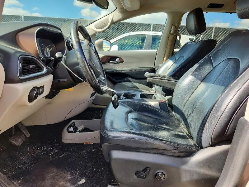 2018 CHRYSLER PACIFICA TOURING L PLUS  