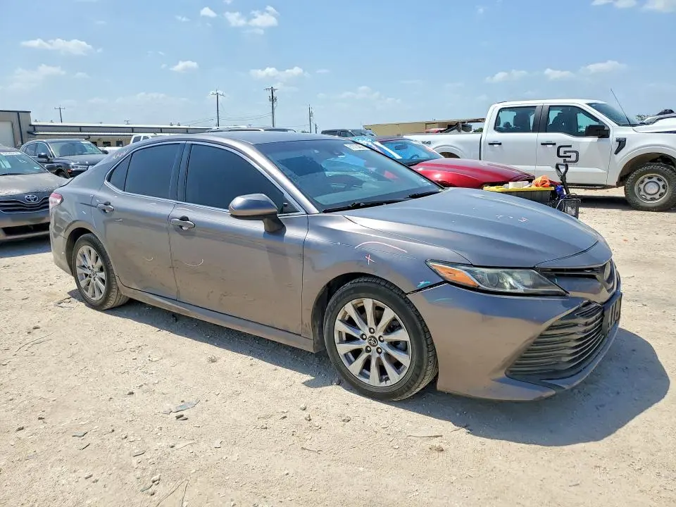 2019 TOYOTA CAMRY LE  