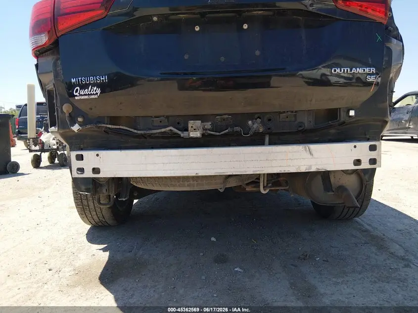 2018 MITSUBISHI OUTLANDER SE