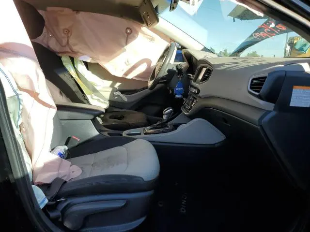 2017 HYUNDAI IONIQ SEL  