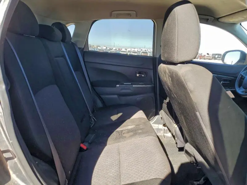 2019 MITSUBISHI OUTLANDER SPORT ES  