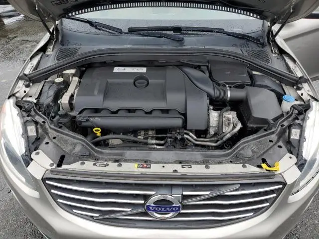 2015 VOLVO XC60 T6 PREMIER  