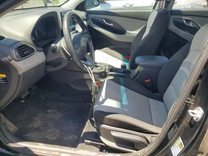 2018 HYUNDAI ELANTRA GT BASE  