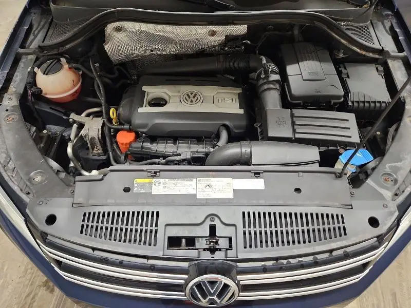 2015 VOLKSWAGEN TIGUAN S  