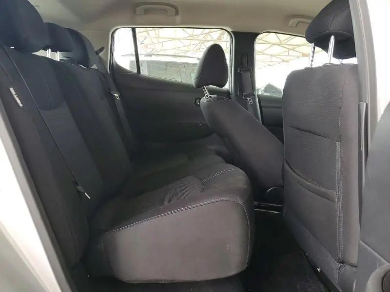 2023 NISSAN LEAF S  