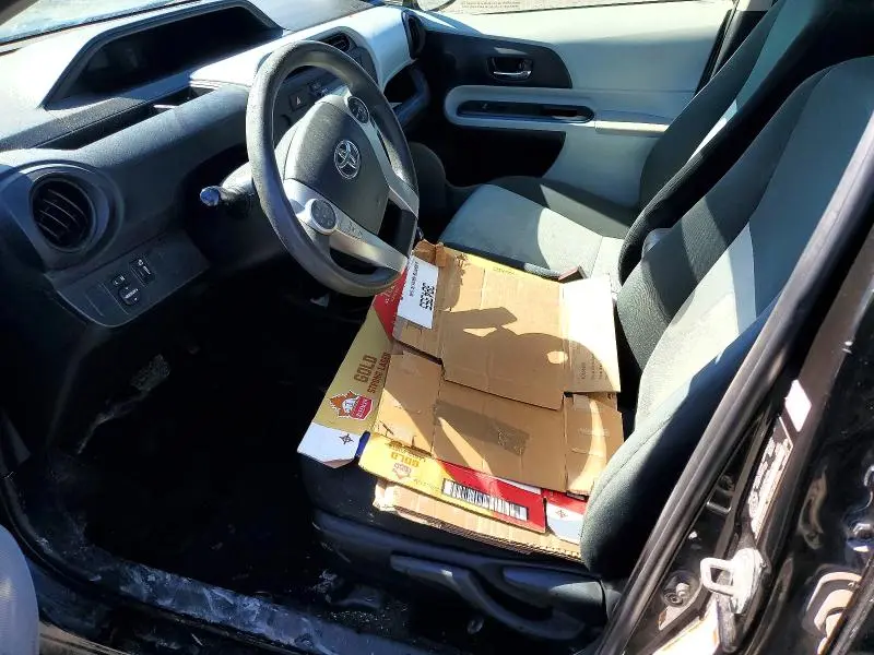 2012 TOYOTA PRIUS C ONE  