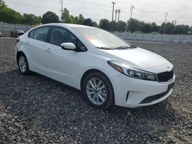 2017 KIA FORTE LX  