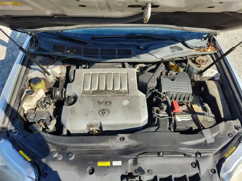 2011 TOYOTA AVALON LIMITED  