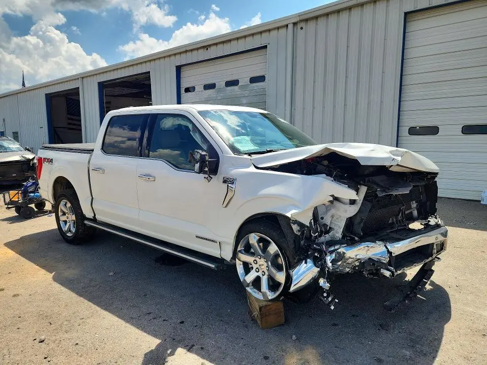 2022 FORD F150 SUPERCREW  