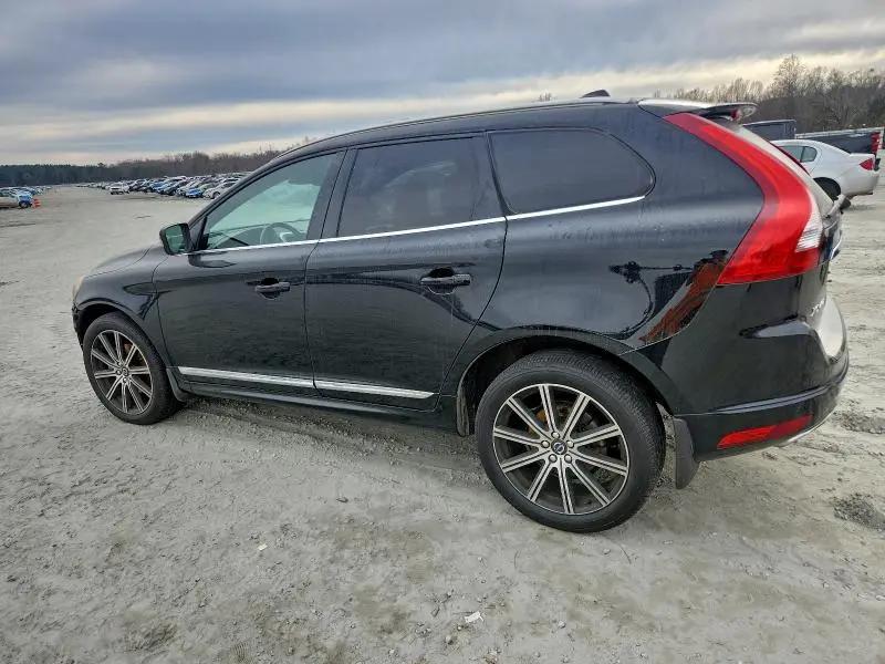 2016 VOLVO XC60 T6 PLATINUM  